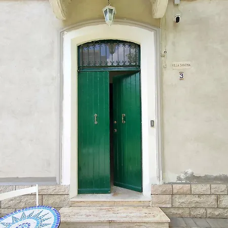 Santina Apartment