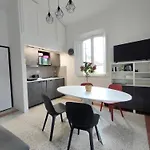Santina Apartman *